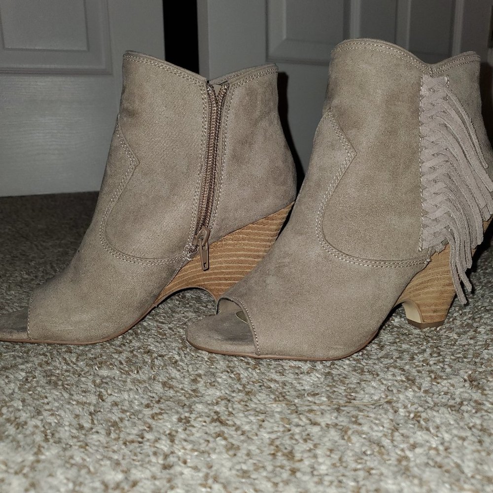 Carlos Santana Open Toe Wedge Bootie